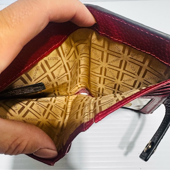 Lodis Red Leather Zip Card Case Wallet - Picture 9 of 12